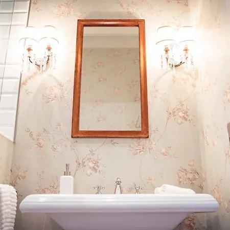 Magnolios Paderne (A Coruna)