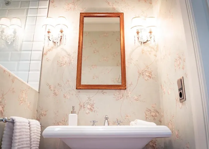 Magnolios Paderne (A Coruna)